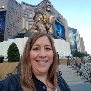 Meet your Posher, Connie